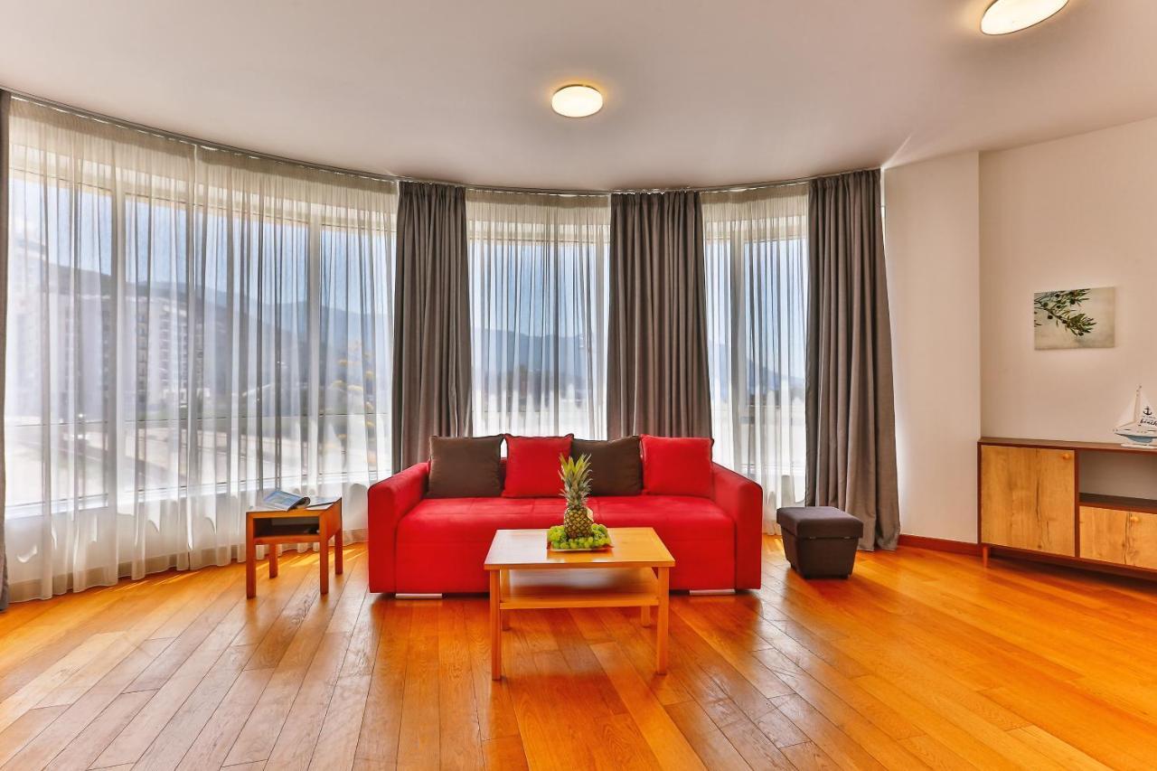 Montesun Apartments Budva Luaran gambar