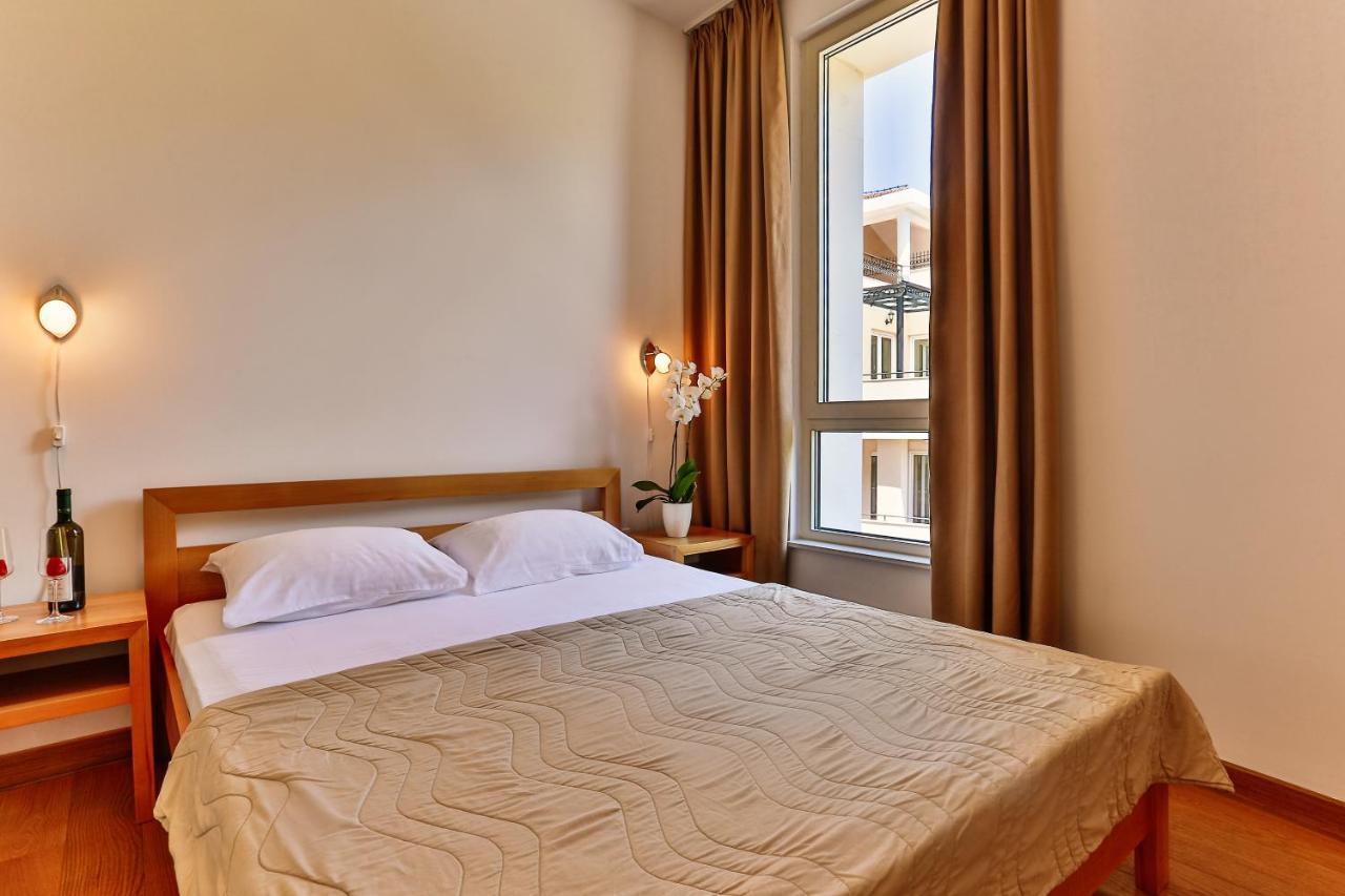 Montesun Apartments Budva Luaran gambar