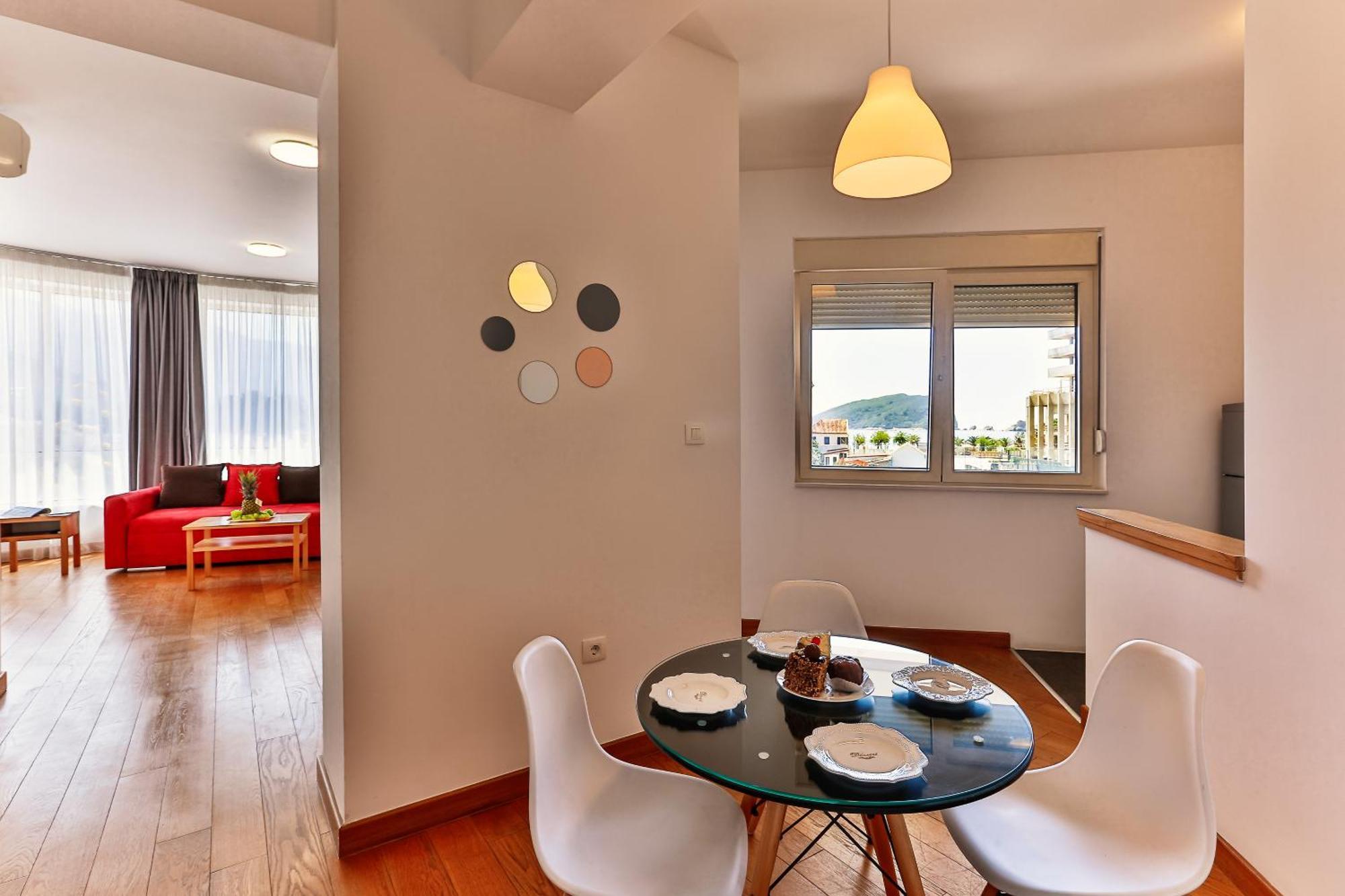 Montesun Apartments Budva Bilik gambar