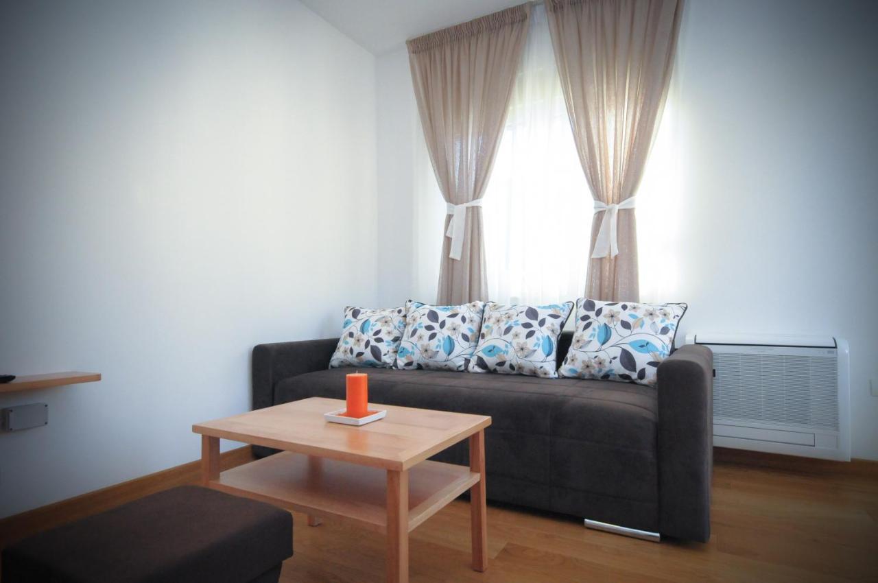 Montesun Apartments Budva Luaran gambar