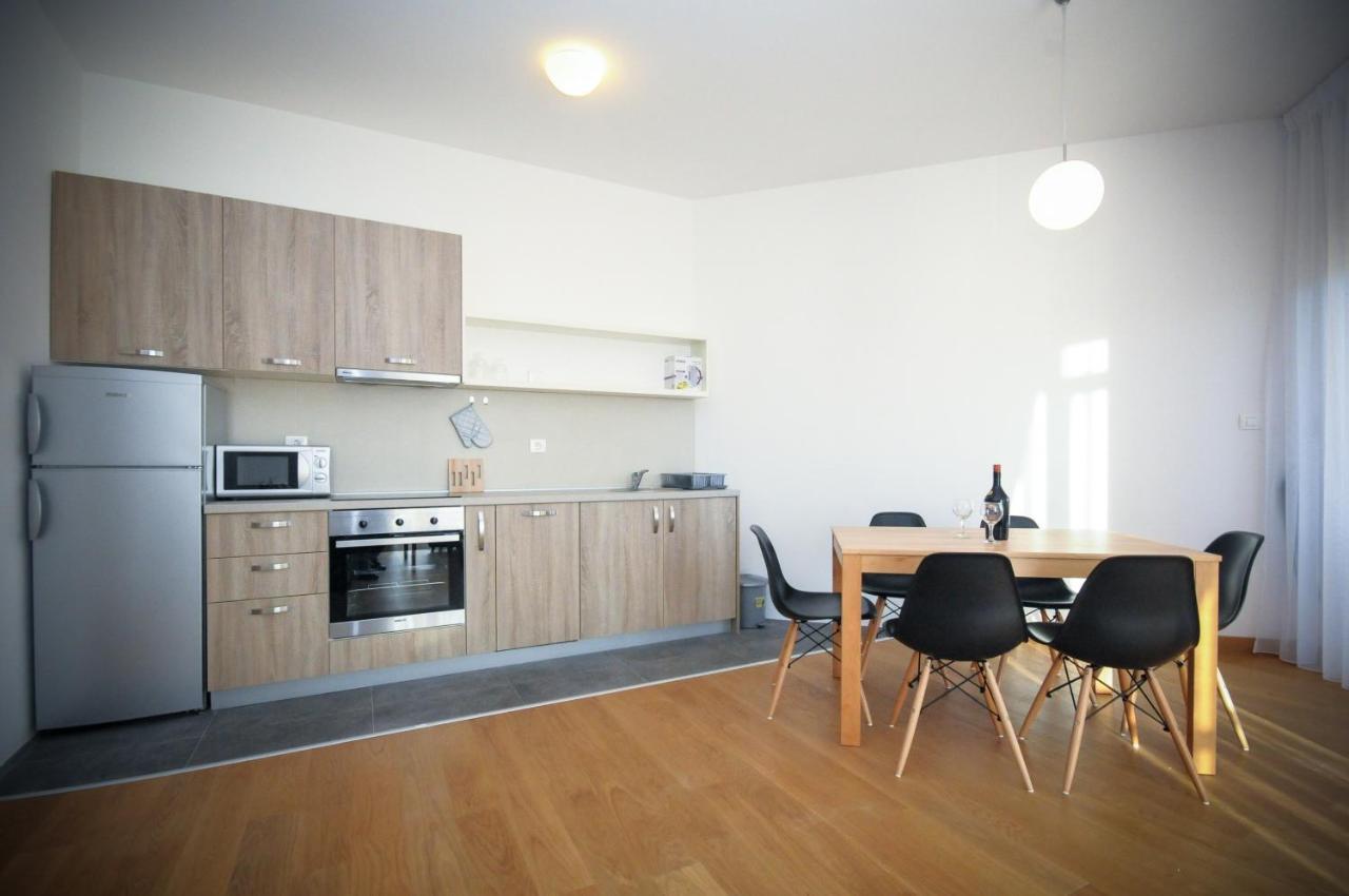 Montesun Apartments Budva Luaran gambar