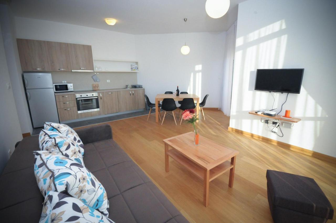Montesun Apartments Budva Luaran gambar